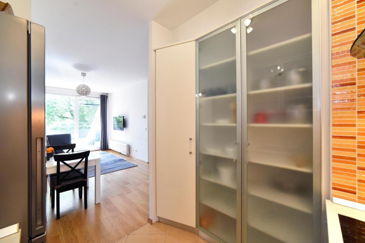 Block Apartment Park With Private Garage Parking Zagreb Buitenkant foto